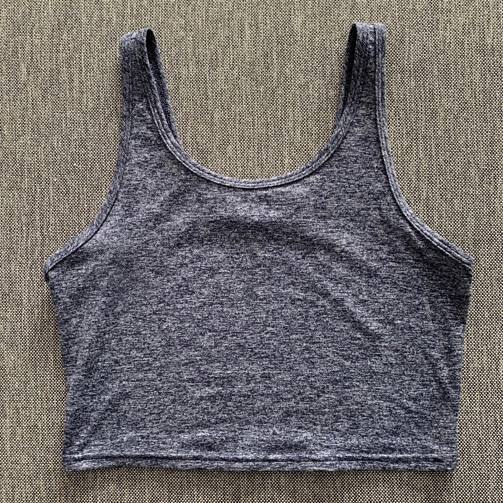 Fleo Breeze Crop Carbon Medium